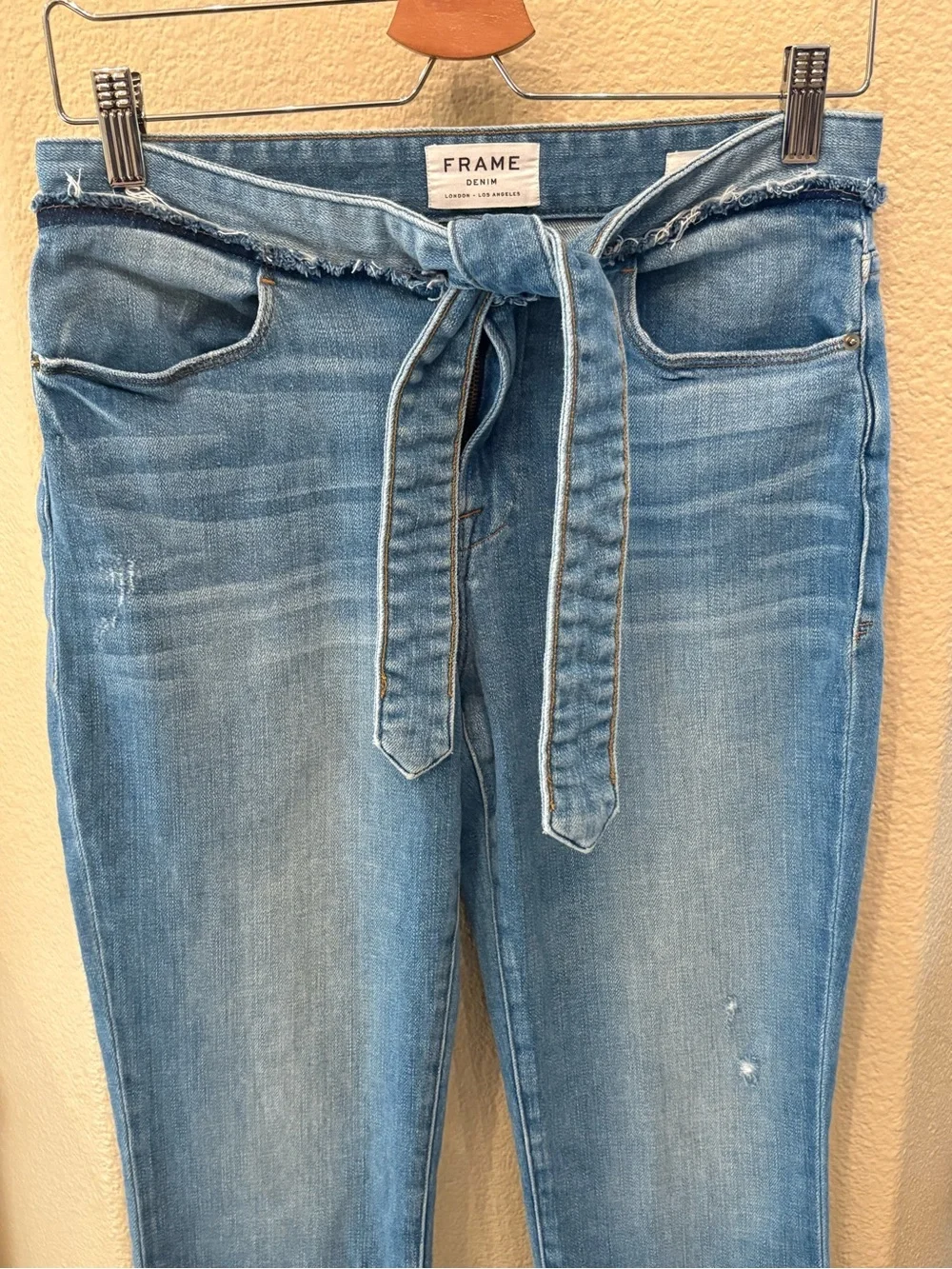 Frame Light Blue Tie-Waist Frayed Hem Le High Straight Jeans Size 28-Fit Small - Picture 2 of 8